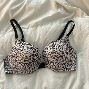Victoria’s  Secret push-up Bra Animal print 36 C